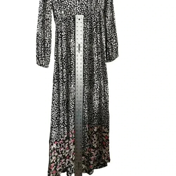 Billabong Womens Maxi Dress Black & White Print Floral Hem Elastic‎ Waist Size M - Picture 3 of 9